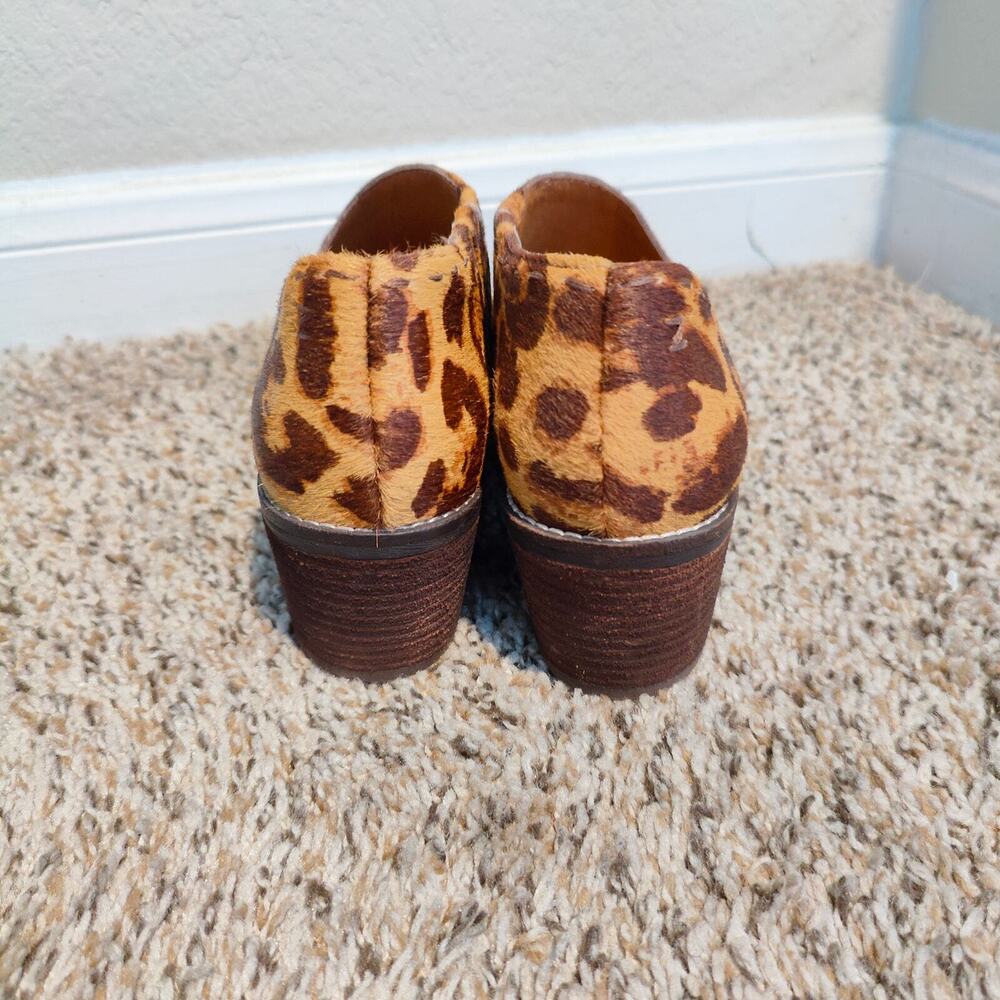 Zodiac Women8 Maddie Leopard Print Calf Hair Leather Side Cut Out Ankle Boot NEW - Picture 3 of 7